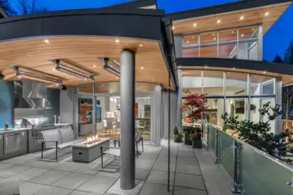 2893 Bellevue Avenue, West Vancouver, BC