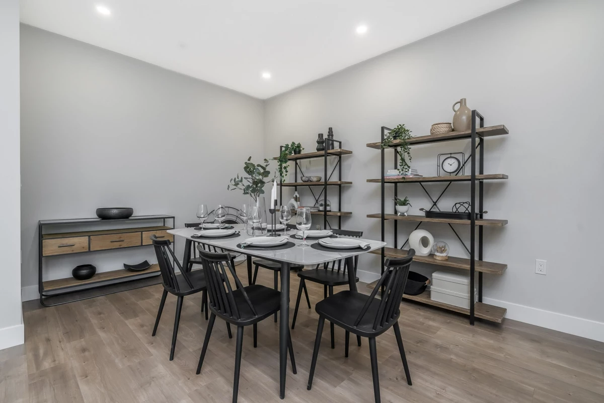 Breakfast Nook Photo of 20517 76 Avenue, Langley, BC
