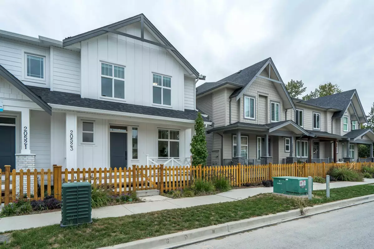 Exterior Rear Photo of 20517 76 Avenue, Langley, BC