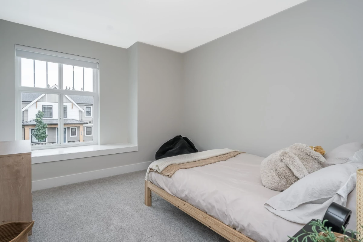 Laundry Room Photo of 20517 76 Avenue, Langley, BC