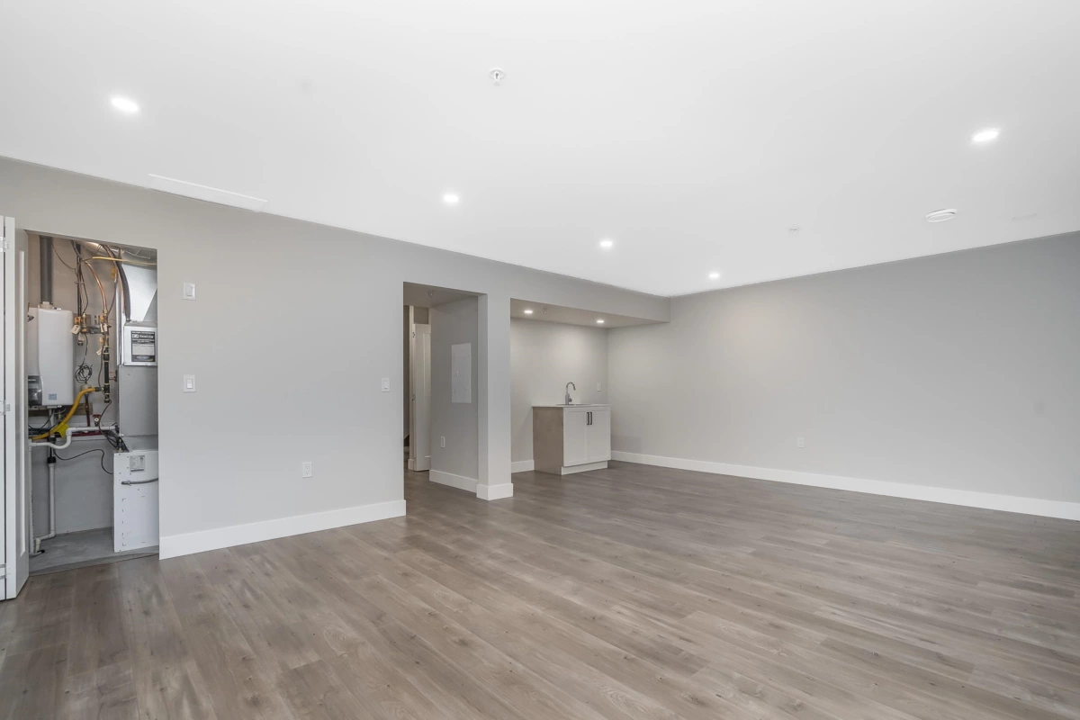 Swimming Pool Photo of 20517 76 Avenue, Langley, BC