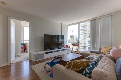 Dining Area Photo of 904 3111 Corvette Way, Richmond, BC