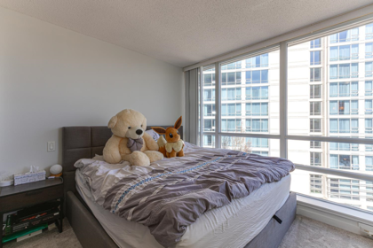 Walk-In Closet Photo of 904 3111 Corvette Way, Richmond, BC