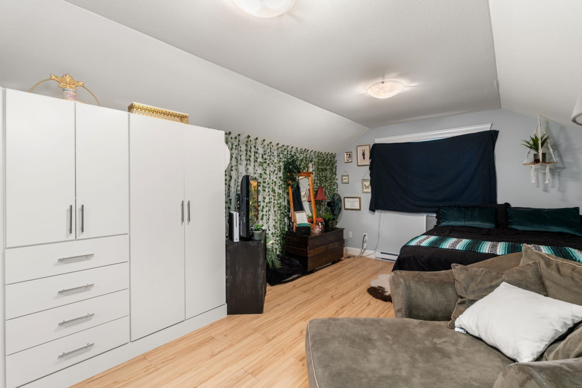 Laundry Room Photo of 20752 Grade Crescent, Langley, BC