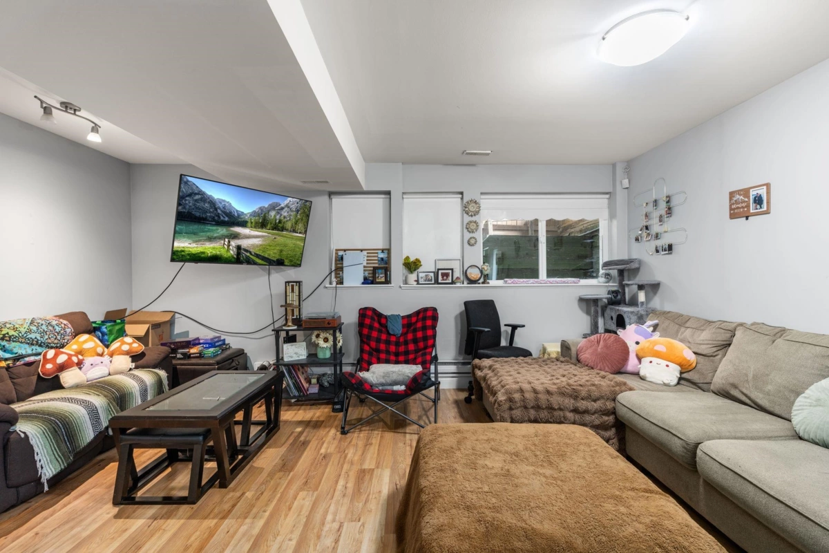 Swimming Pool Photo of 20752 Grade Crescent, Langley, BC