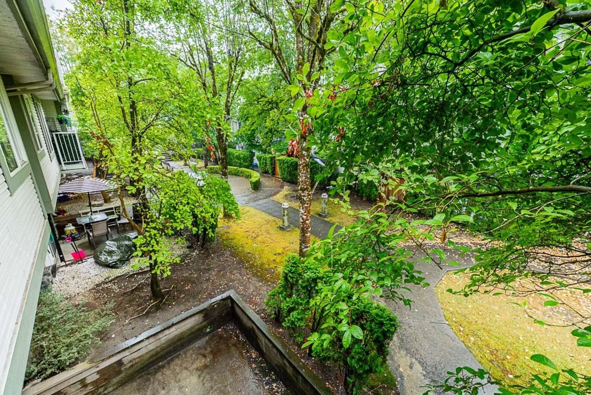Bedroom 3 Photo of 48 8892 208 Street, Langley, BC