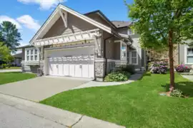 MLS R3035587