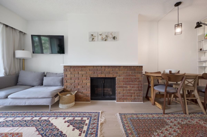 302 1515 Chesterfield Avenue, North Vancouver, BC, North Vancouver — Apartment/Condo for sale