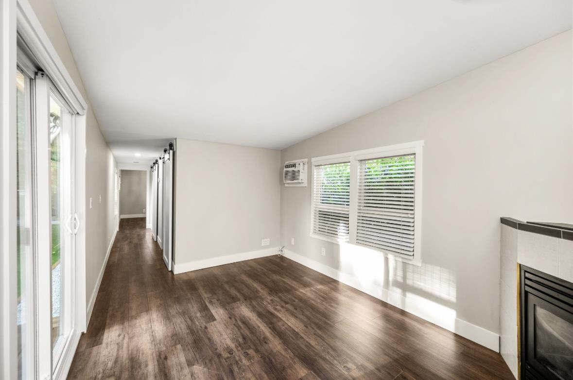 Breakfast Nook Photo of 33 23325 Calvin Crescent, Maple Ridge, BC