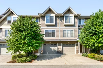 2 9232 Woodbine Street, Chilliwack, BC, Chilliwack — Townhouse for sale