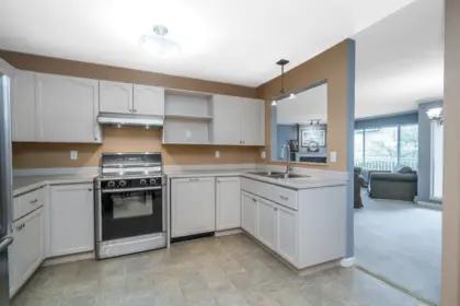217 9299 121 Street, Surrey, BC, Surrey — Apartment/Condo for sale