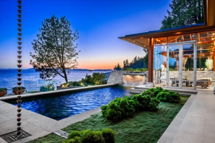 Breakfast Nook Photo of 3330 Radcliffe Avenue, West Vancouver, BC