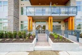 103 14022 North Bluff Road, Surrey, BC