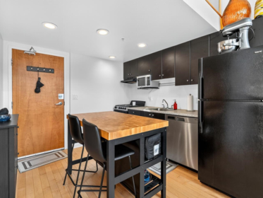804 933 Seymour Street, Vancouver, BC, Vancouver — Apartment/Condo for sale