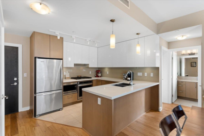 525 5399 Cedarbridge Way, Richmond, BC, Richmond — Apartment/Condo for sale