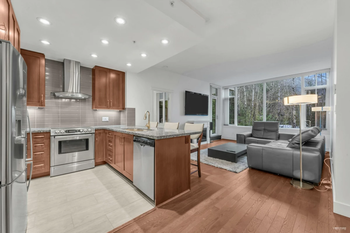 Bedroom 3 Photo of 707 1415 Parkway Boulevard, Coquitlam, BC