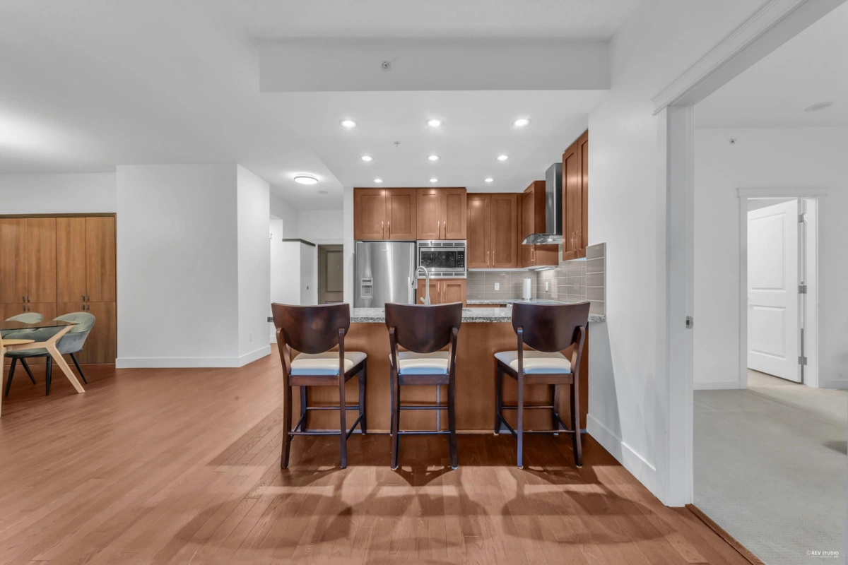 Bedroom 4 Photo of 707 1415 Parkway Boulevard, Coquitlam, BC