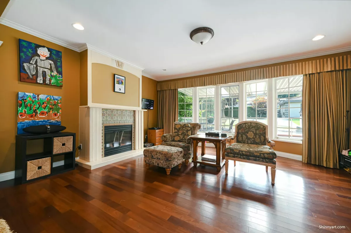 Kitchen Photo of 1368 Minto Crescent, Vancouver, BC