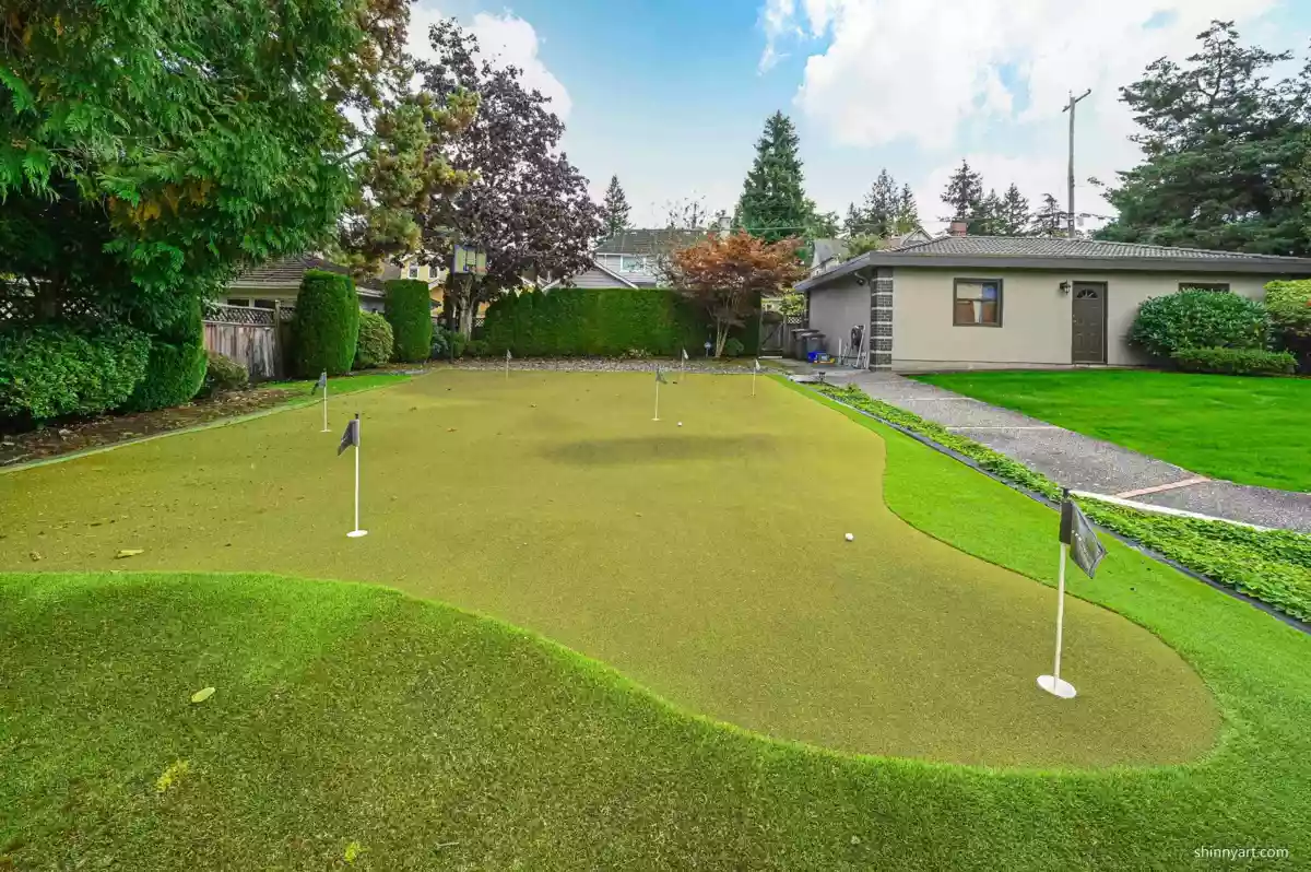 Outdoor Kitchen Photo of 1368 Minto Crescent, Vancouver, BC