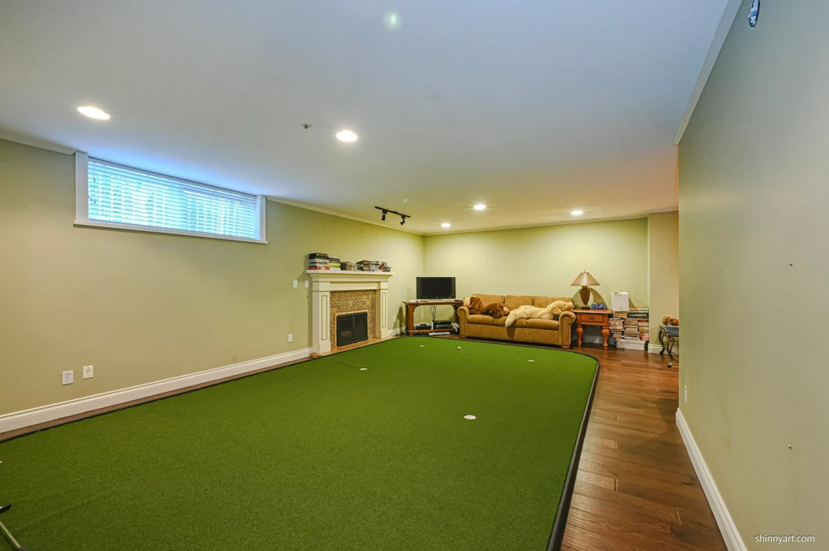 Outdoor Patio Photo of 1368 Minto Crescent, Vancouver, BC