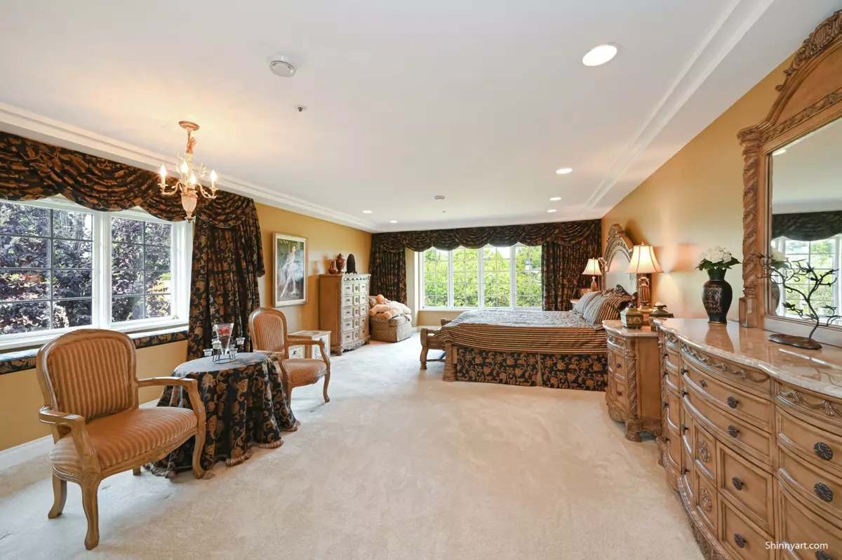 Powder Room Photo of 1368 Minto Crescent, Vancouver, BC