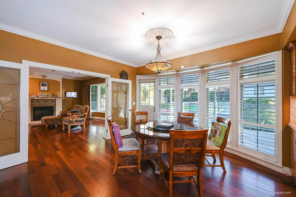Primary Bathroom Photo of 1368 Minto Crescent, Vancouver, BC