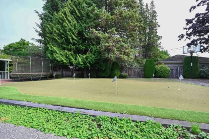 Hot Tub / Spa Photo of 1368 Minto Crescent, Vancouver, BC