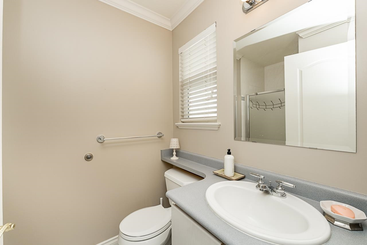 Outdoor Patio Photo of 180 W Osborne Road, North Vancouver, BC