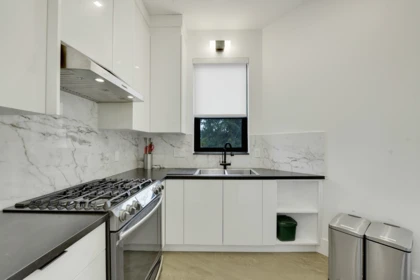 Kitchen Photo of 15711 Aster Road, Surrey, BC