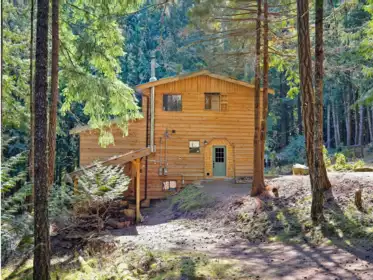 187 S Warbler Road, Galiano Island, BC, Galiano Island — Single Family Residence for sale