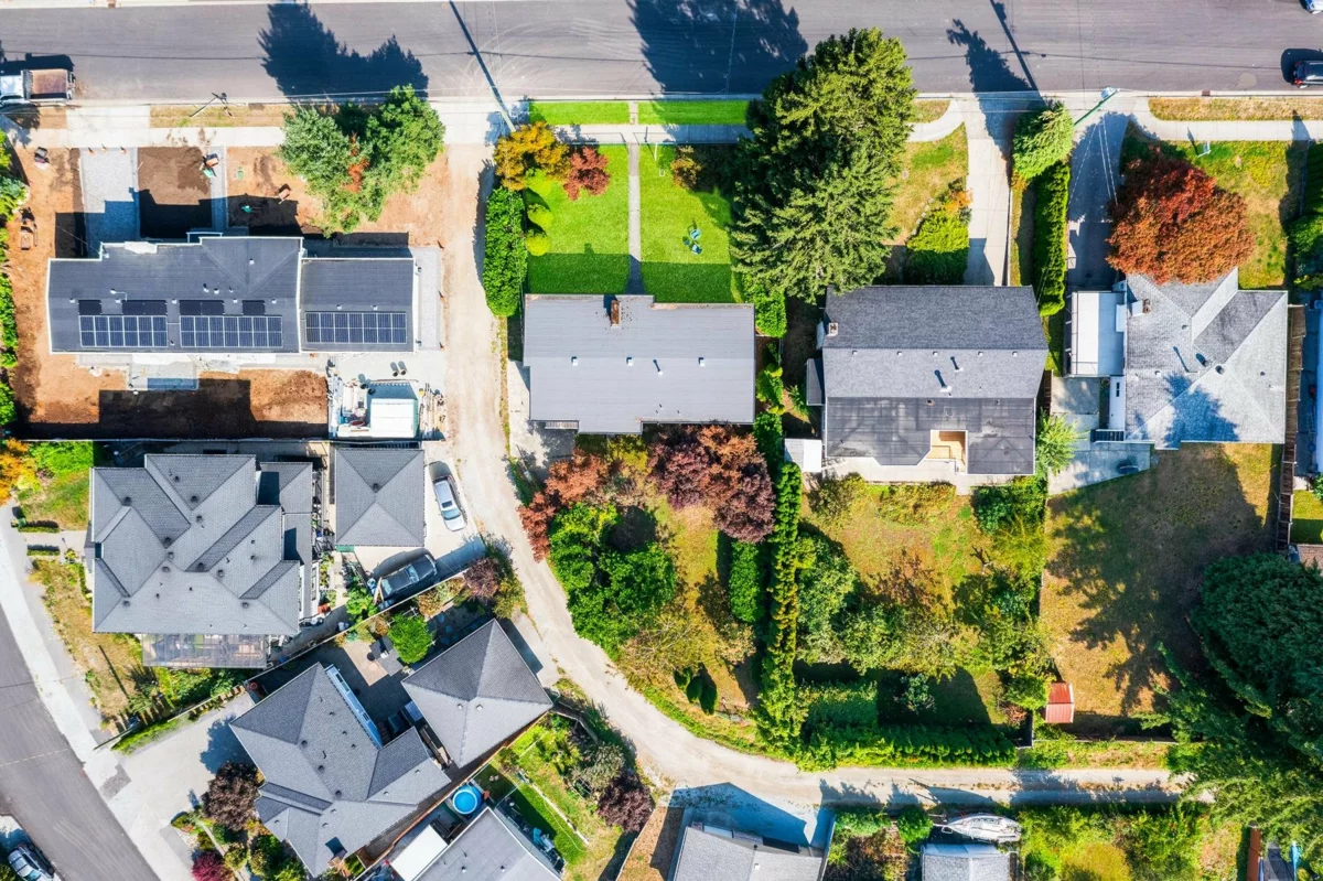 Living Room Photo of 1400 Dansey Avenue, Coquitlam, BC