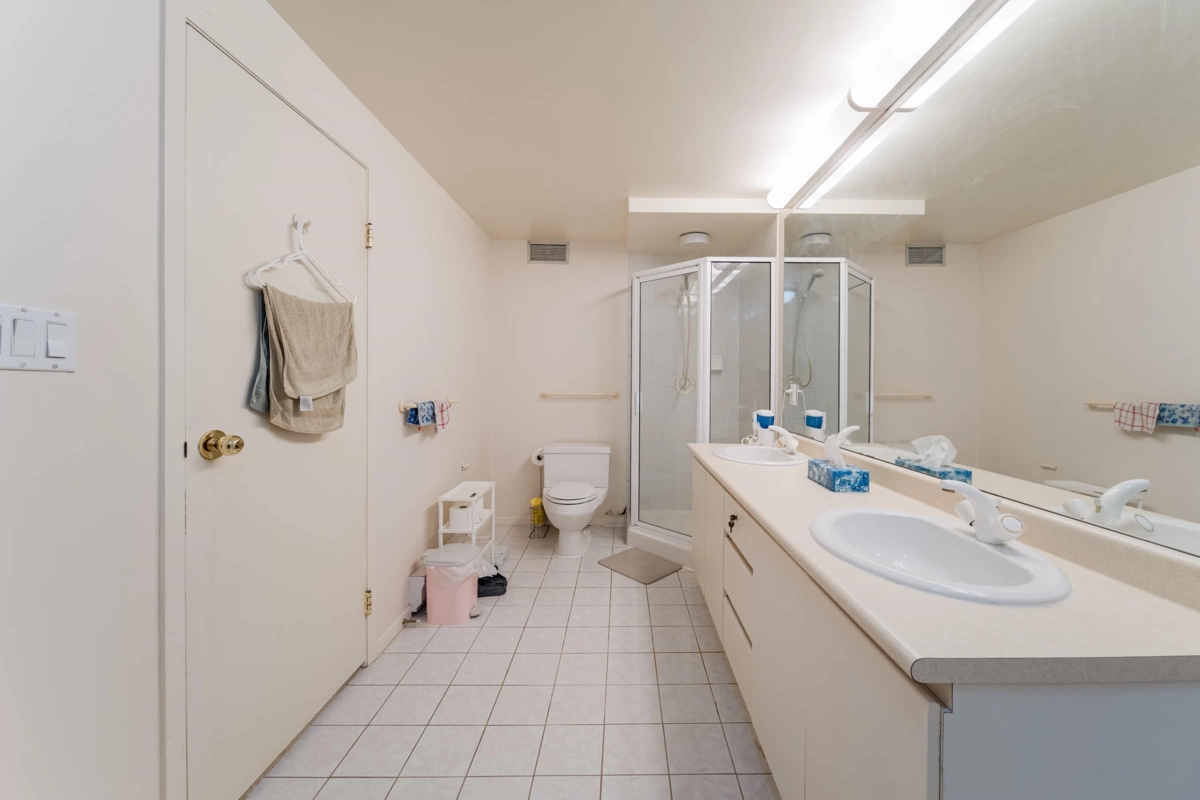 Bedroom 3 Photo of 804 518 W 14th Avenue, Vancouver, BC