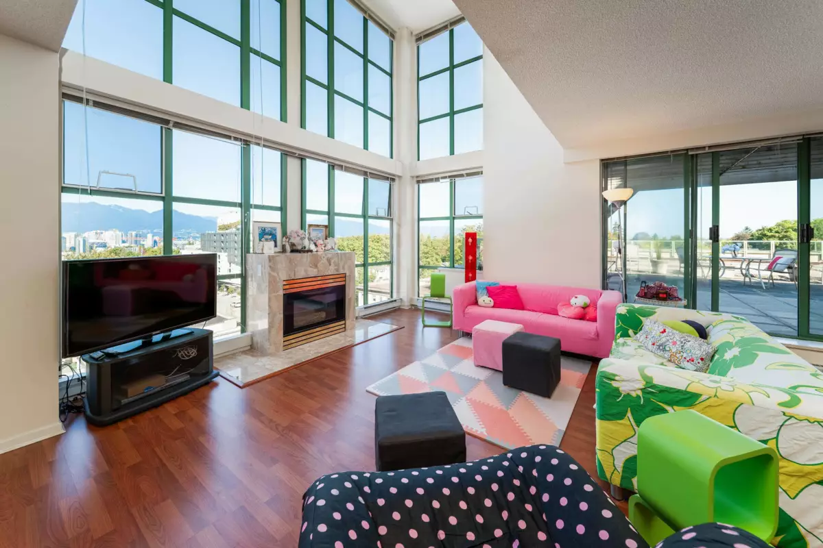 Exterior Front Photo of 804 518 W 14th Avenue, Vancouver, BC