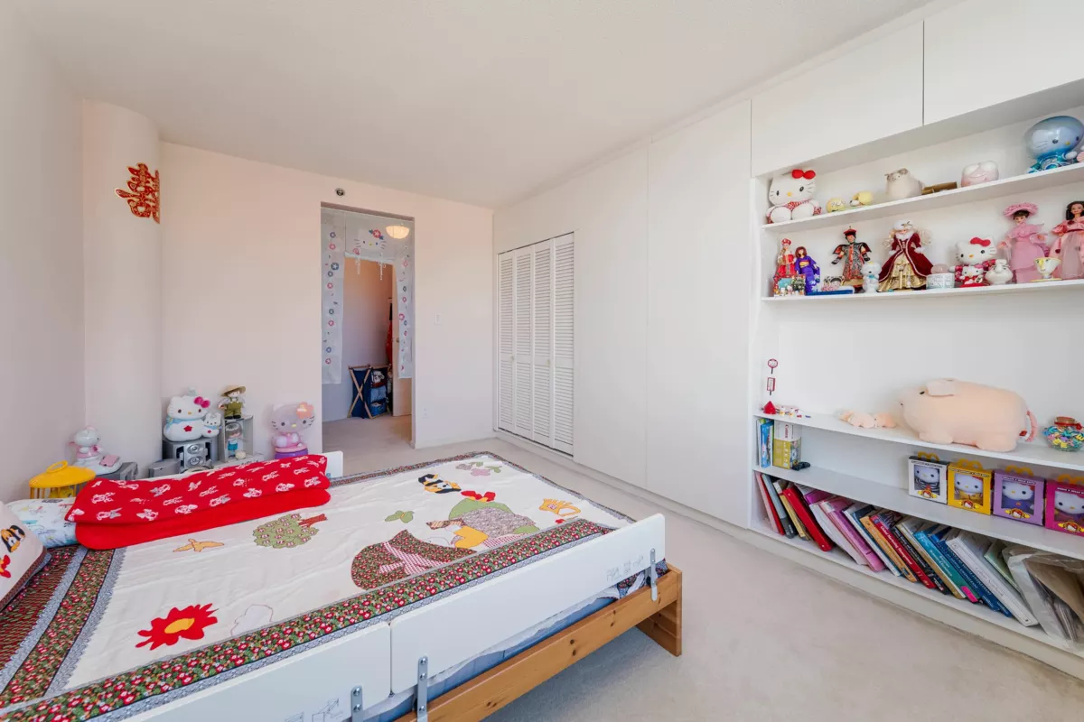 Powder Room Photo of 804 518 W 14th Avenue, Vancouver, BC