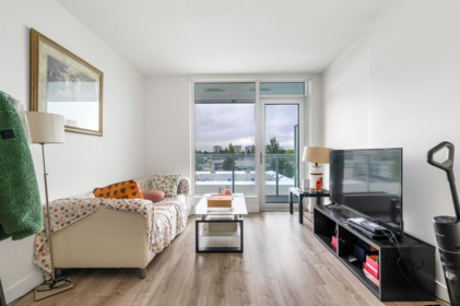 720 6328 No. 3 Road, Richmond, BC