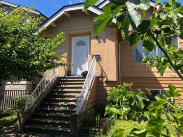 153 SE Marine Drive, Vancouver, BC, South Vancouver — 6 bed single family residence for sale