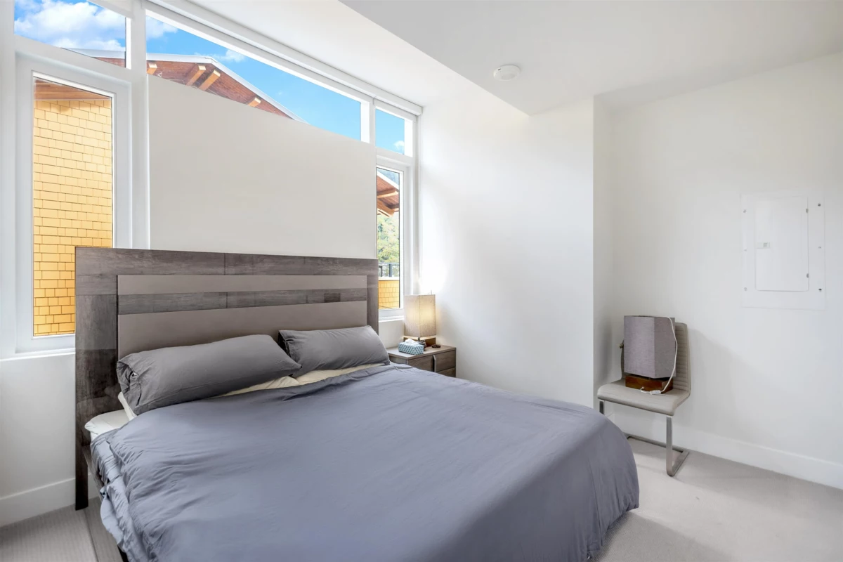 Bedroom 2 Photo of 301 6691 Nelson Avenue, West Vancouver, BC