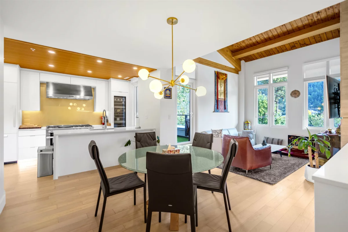 Family Room Photo of 301 6691 Nelson Avenue, West Vancouver, BC