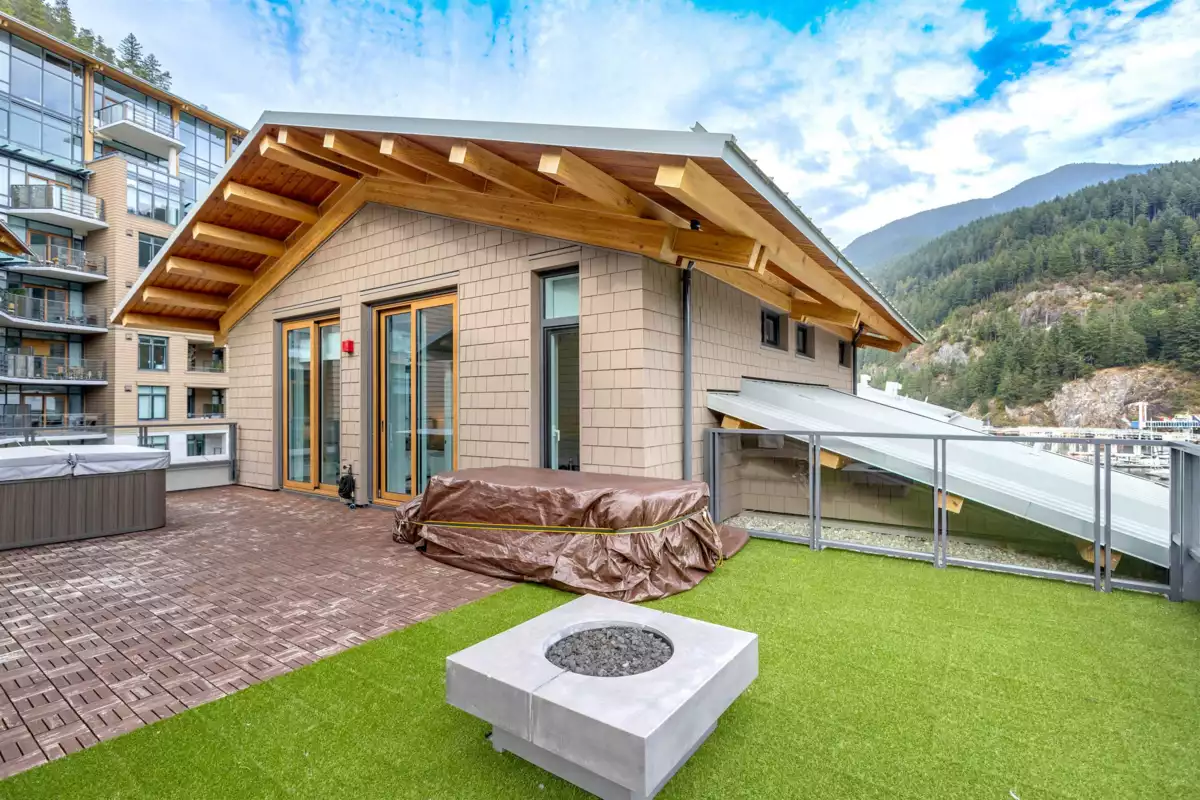 Garage Interior Photo of 301 6691 Nelson Avenue, West Vancouver, BC