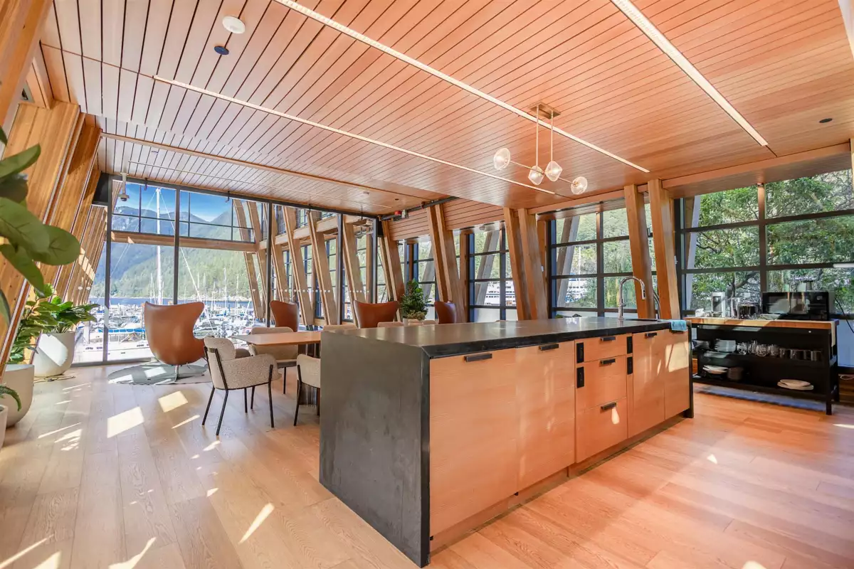 Hot Tub / Spa Photo of 301 6691 Nelson Avenue, West Vancouver, BC