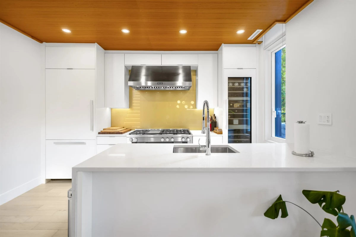 Pantry Photo of 301 6691 Nelson Avenue, West Vancouver, BC