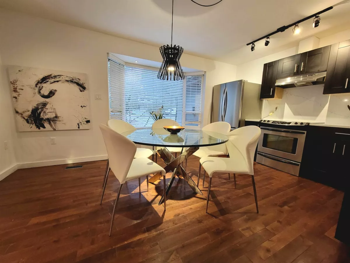 Breakfast Nook Photo of 2568 The Boulevard, Squamish, BC