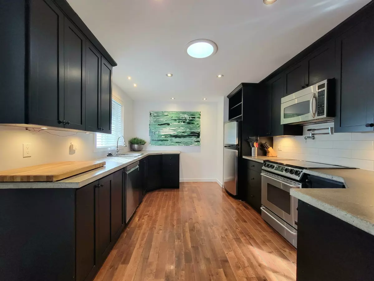 Garden / Landscaping Photo of 2568 The Boulevard, Squamish, BC