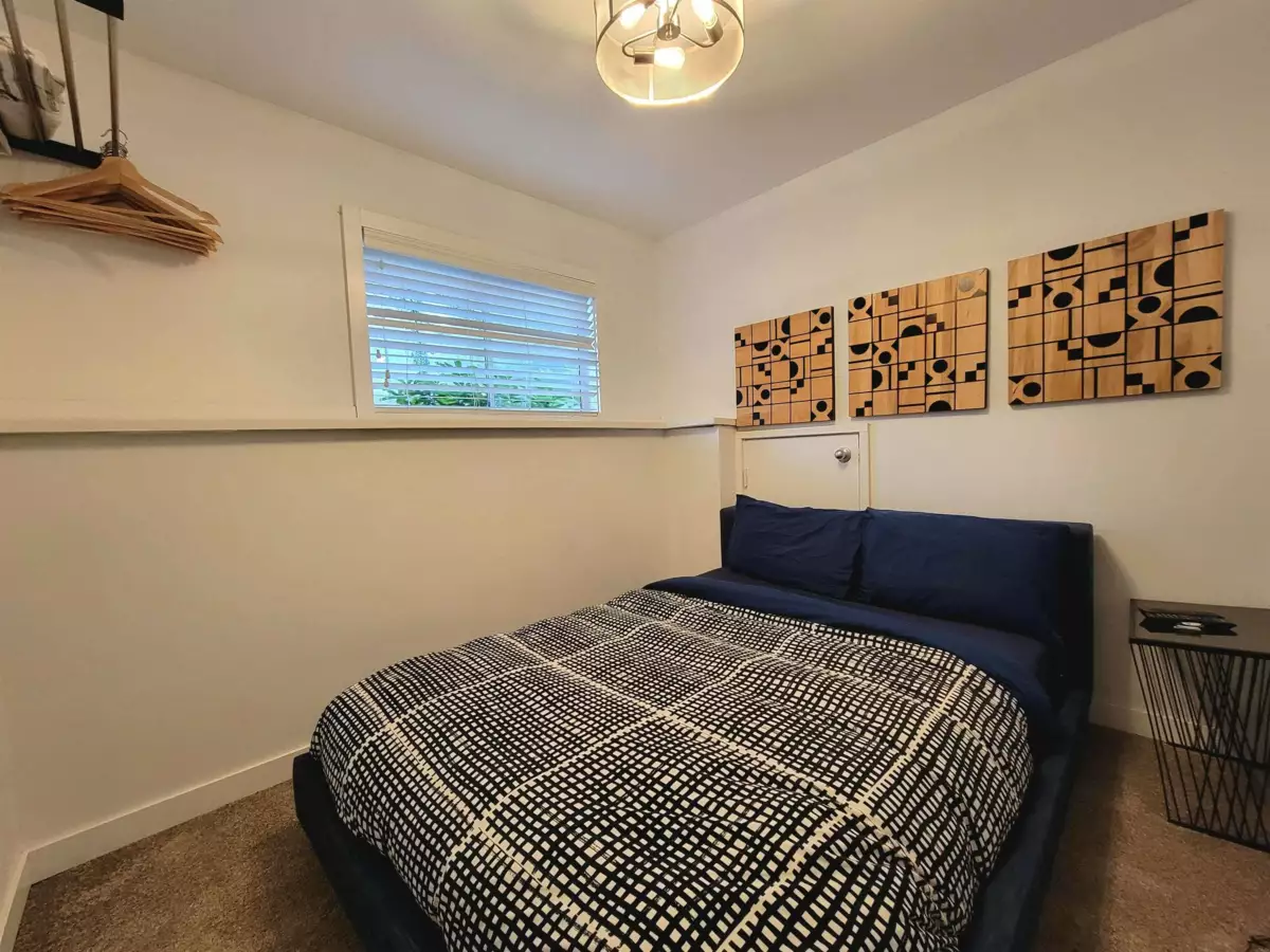 Hallway Photo of 2568 The Boulevard, Squamish, BC