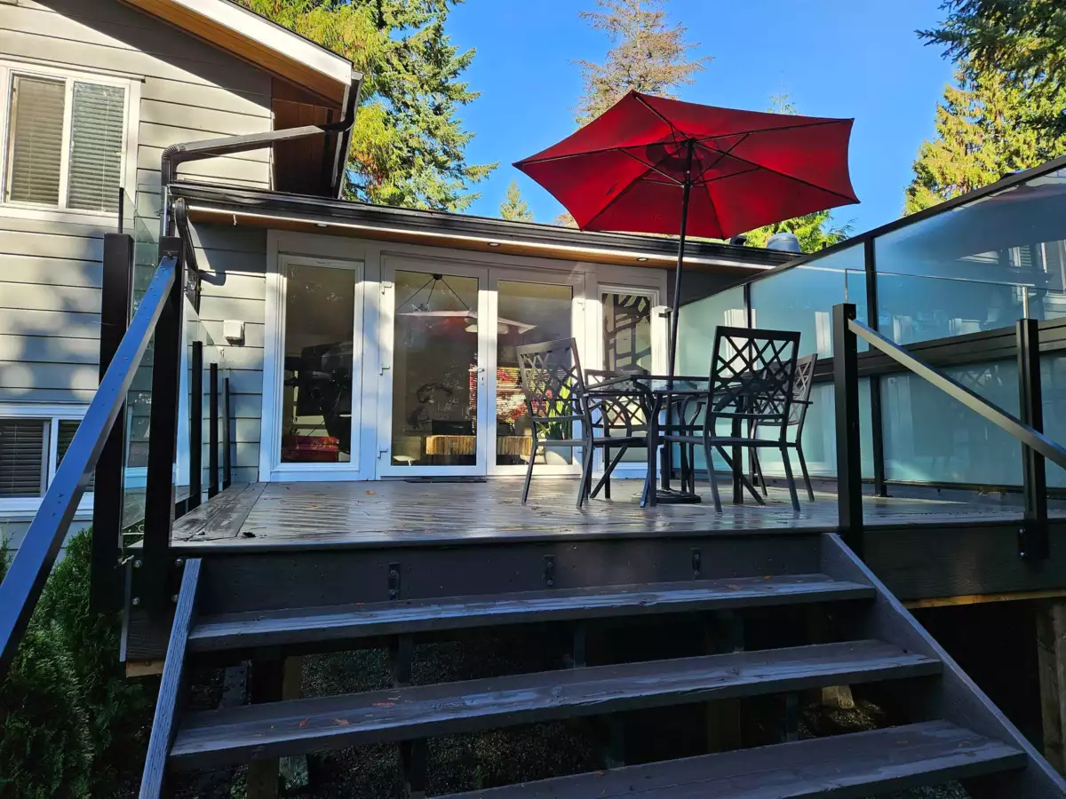 Hot Tub / Spa Photo of 2568 The Boulevard, Squamish, BC