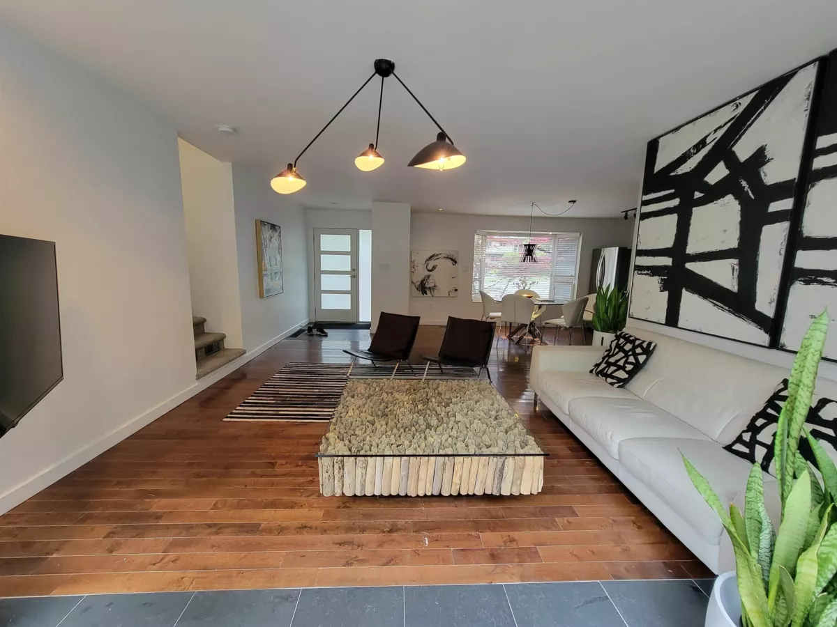 Living Room Photo of 2568 The Boulevard, Squamish, BC