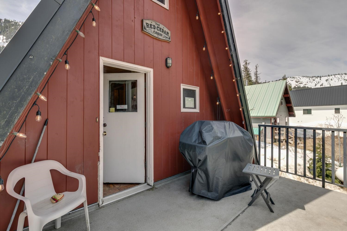 Bedroom 4 Photo of 46890 Sakwi Creek Road, Mission, BC