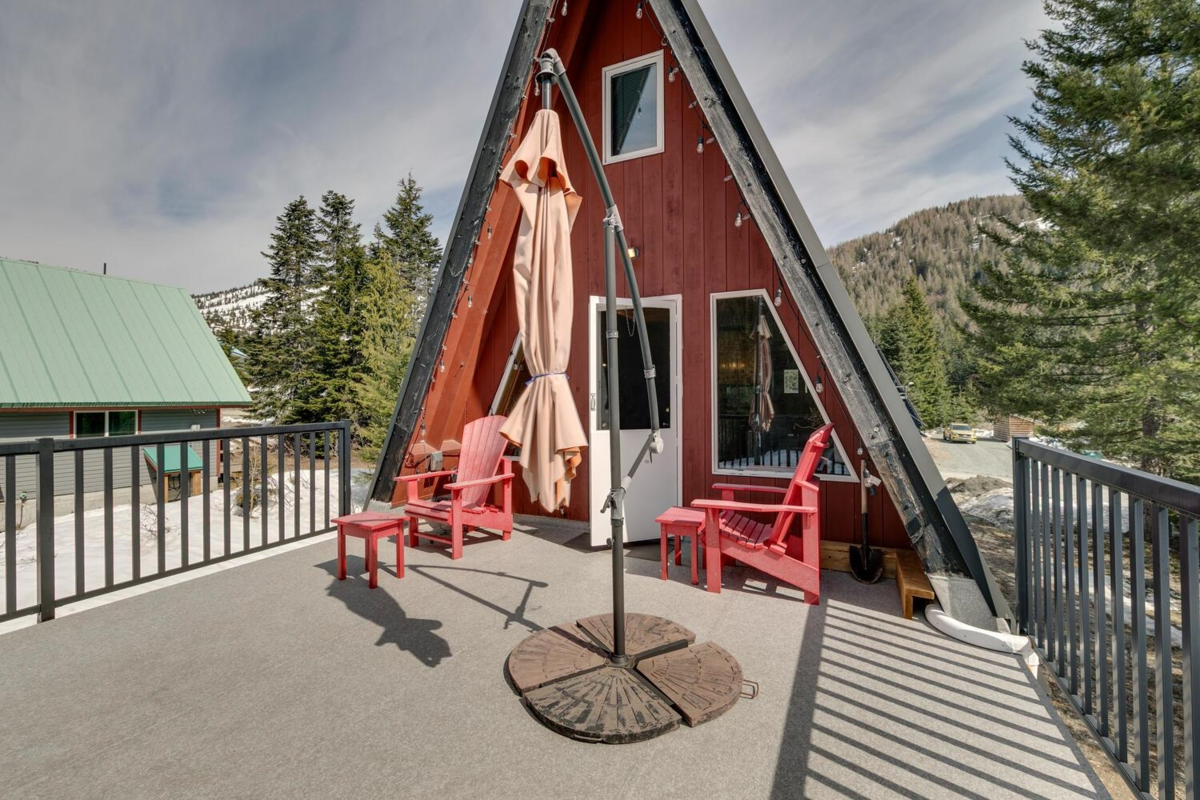 Hot Tub / Spa Photo of 46890 Sakwi Creek Road, Mission, BC