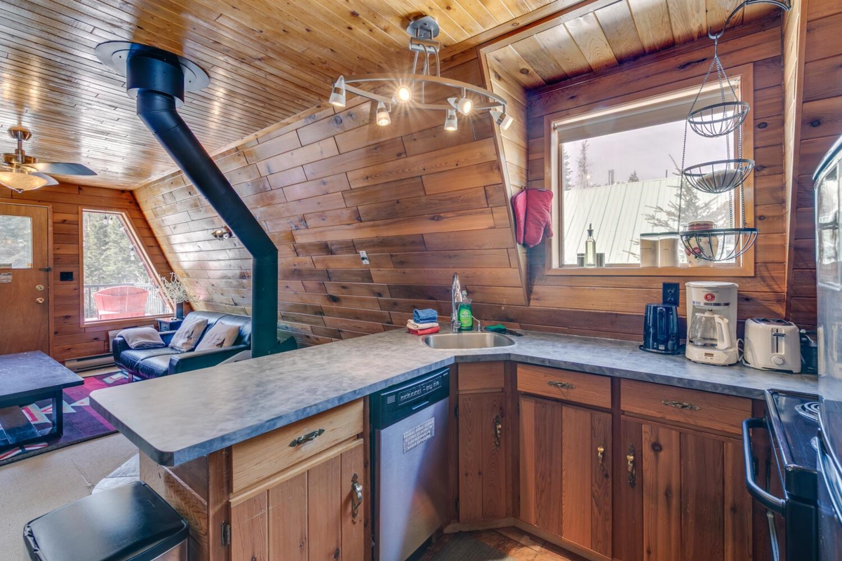 Office / Den Photo of 46890 Sakwi Creek Road, Mission, BC