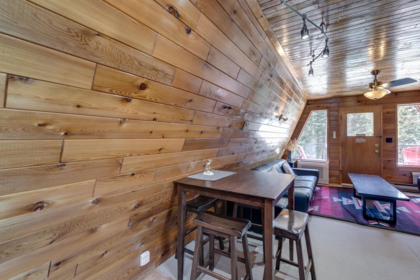 Basement Recreation Room Photo of 46890 Sakwi Creek Road, Mission, BC